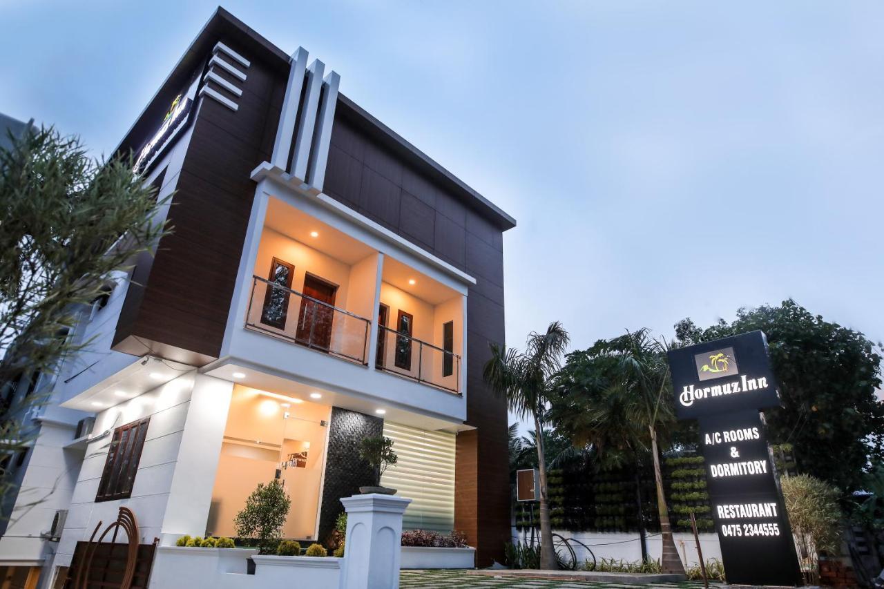 Thenmala Hormuz Inn Kolattupuzha Buitenkant foto